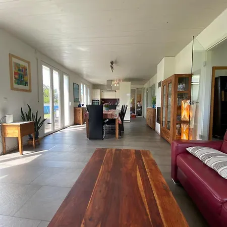 Komplettes Wellnesshaus Mit Freiem Blick فيلة