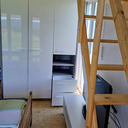 Komplettes Wellnesshaus Mit Freiem Blick Villa