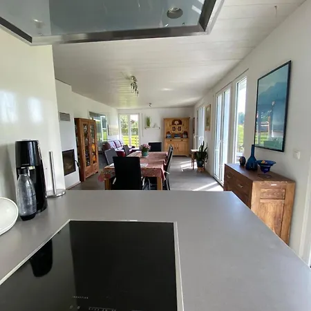 Komplettes Wellnesshaus Mit Freiem Blick Villa *